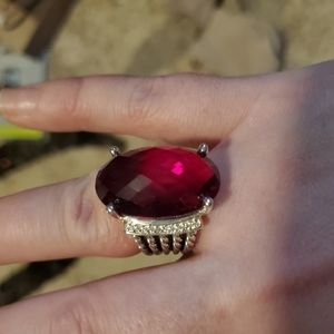 large garnet and diamond ring trading